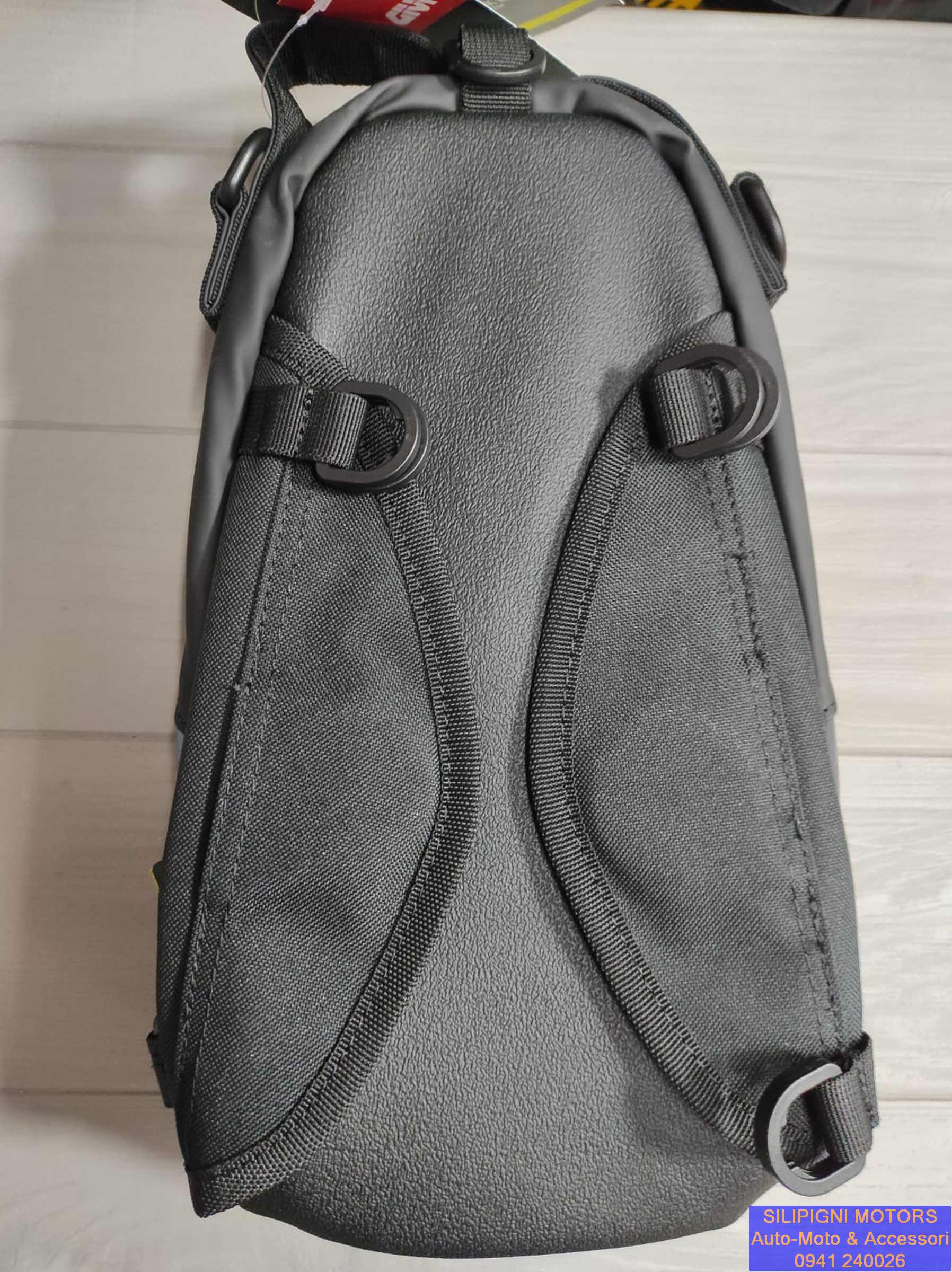 Borsa Serbatoio Givi EA138